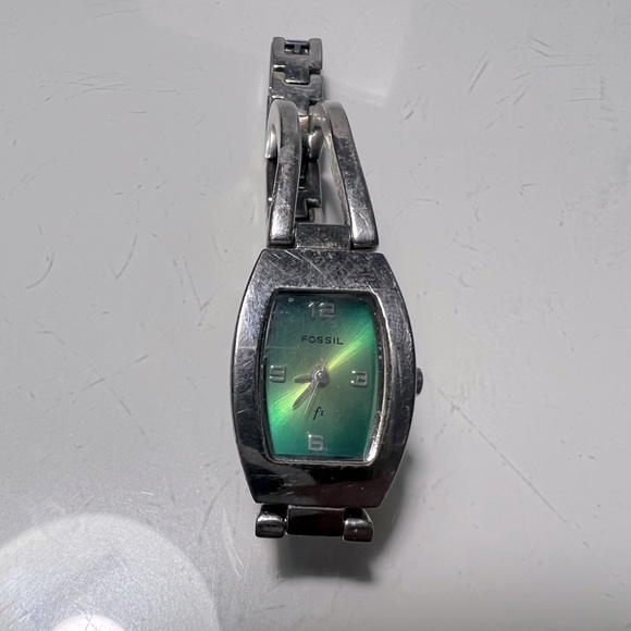 Fossil Watch - Picture 3 of 3